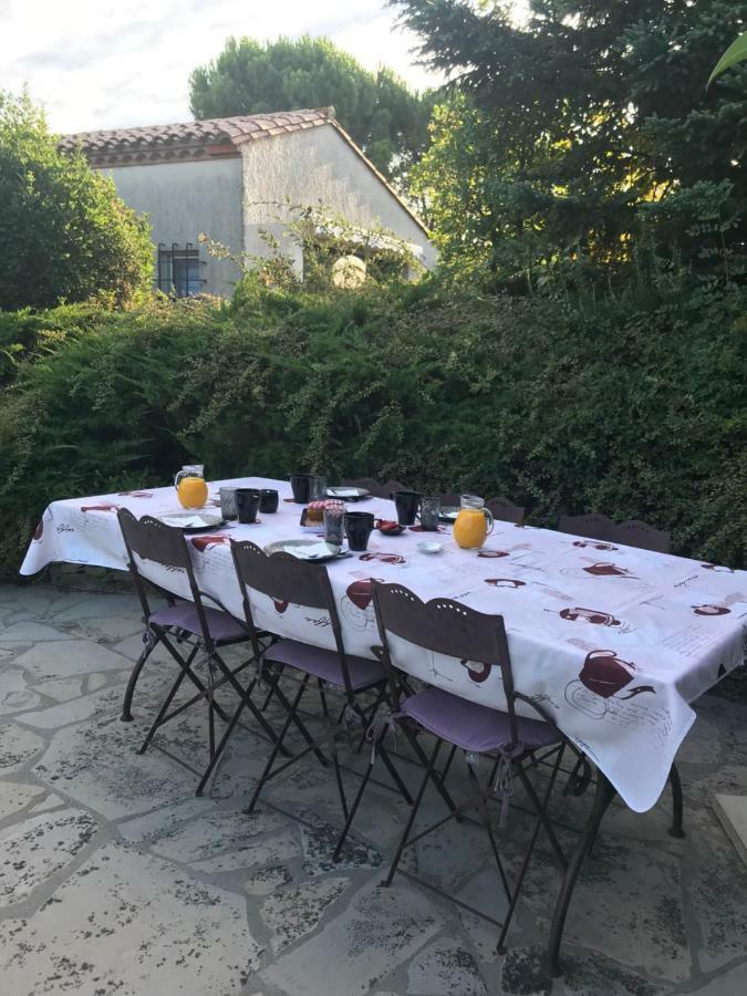 Le Jardin De La Cite Bed & Breakfast Carcassonne Exterior photo