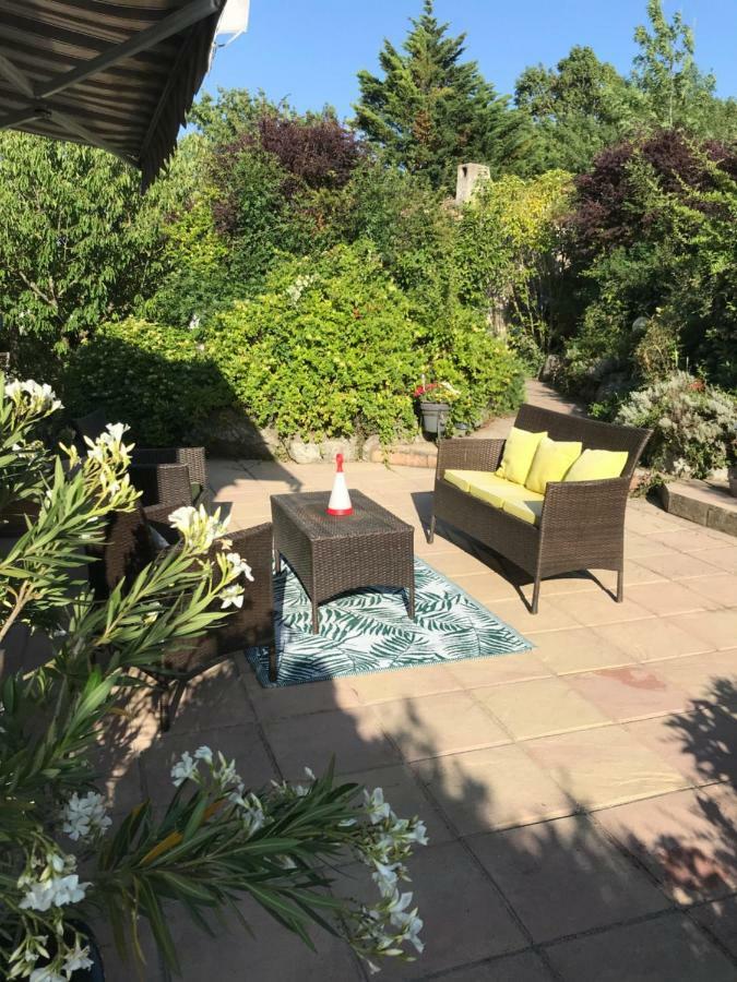 Le Jardin De La Cite Bed & Breakfast Carcassonne Exterior photo